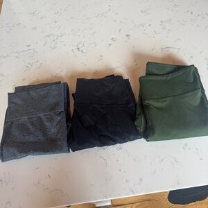 FABLETICS WOMEN ACTIVE LEGGINGS SIZE SMALL BUNDLE OF 3 POWER HOLD & POCKETS
